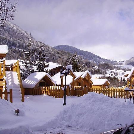 Familiengastehaus Ingrid Apartment Sankt Martin am Tennengebirge Exterior foto